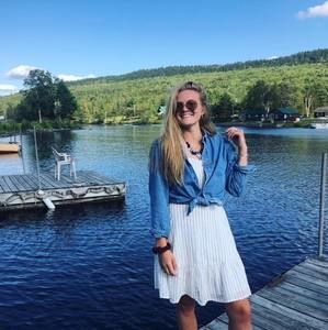 Meet your Posher, Kylee